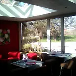 Hotel La Ferme Blanche, The Originals Relais Lompret