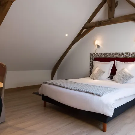 La Ferme Blanche, The Originals Relais 호텔