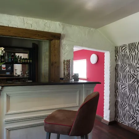 La Ferme Blanche, The Originals Relais 호텔 Lompret