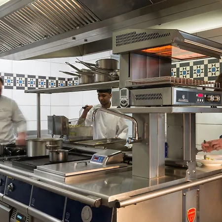 La Ferme Blanche, The Originals Relais Hotel 3*