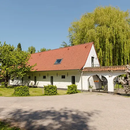 Hotel La Ferme Blanche, The Originals Relais Lompret
