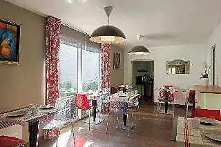 호텔 La Ferme Blanche, The Originals Relais Lompret