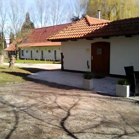 La Ferme Blanche, The Originals Relais 3*