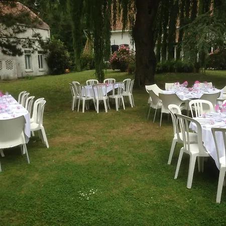 La Ferme Blanche, The Originals Relais Hotel Lompret