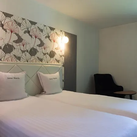 La Ferme Blanche, The Originals Relais 호텔 Lompret