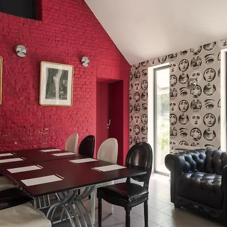 호텔 La Ferme Blanche, The Originals Relais