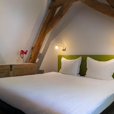 Hotel La Ferme Blanche, The Originals Relais