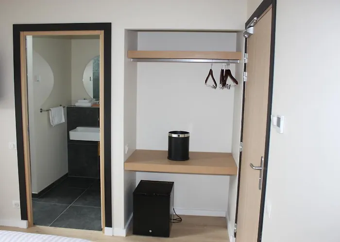 Hotel La Ferme Blanche, The Originals Relais 3*