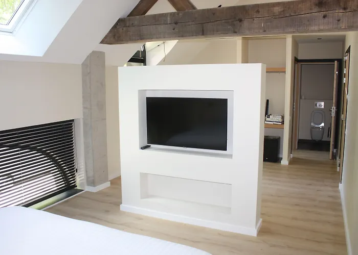 La Ferme Blanche, The Originals Relais Lompret