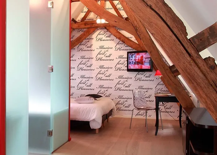 La Ferme Blanche, The Originals Relais Hotel