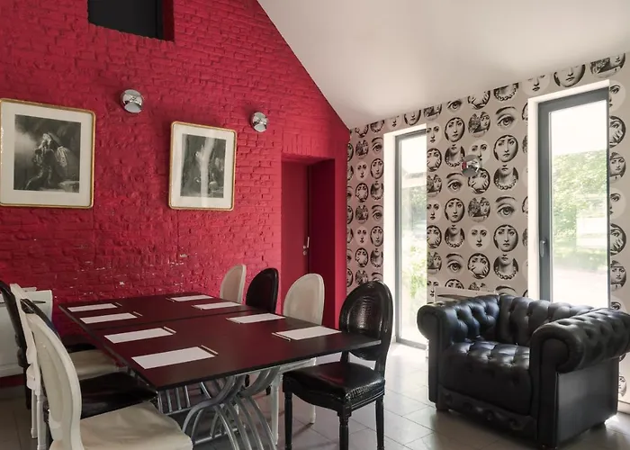 Hotel La Ferme Blanche, The Originals Relais