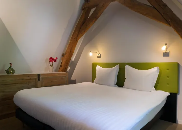 Hotel La Ferme Blanche, The Originals Relais